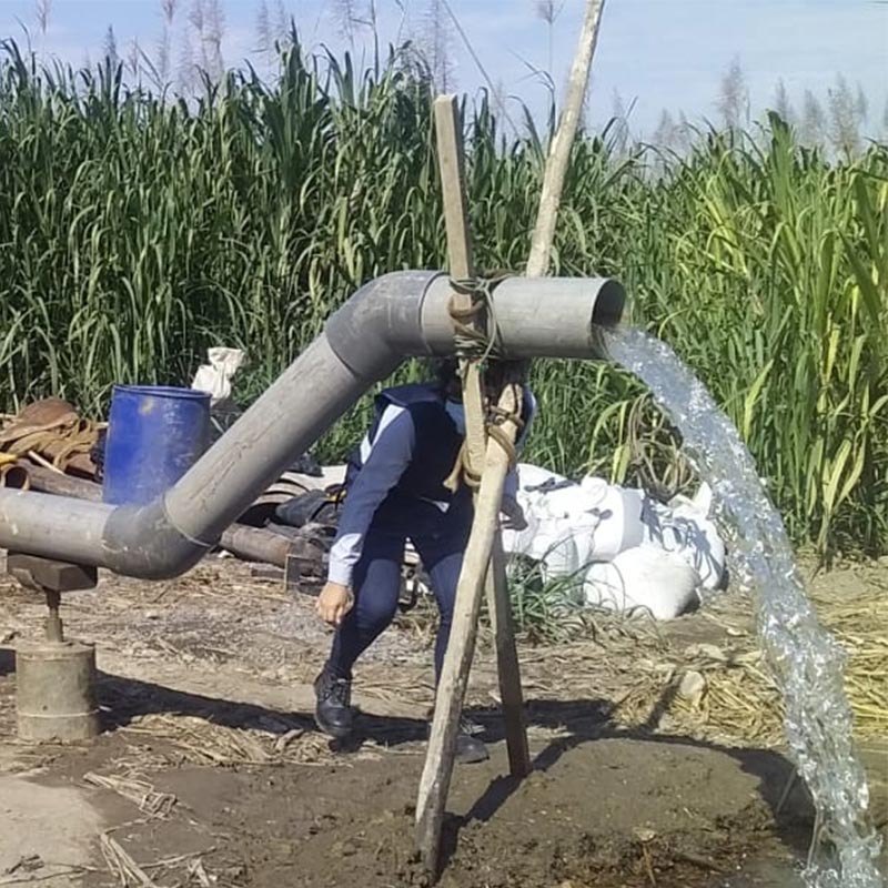 Perforación de 05 pozos tubulares, cada uno de 60.0 m de profundidad, entubados con tubería de fierro negro de 16" de diámetro, diseñados para un caudal de explotación de 30 l/s.